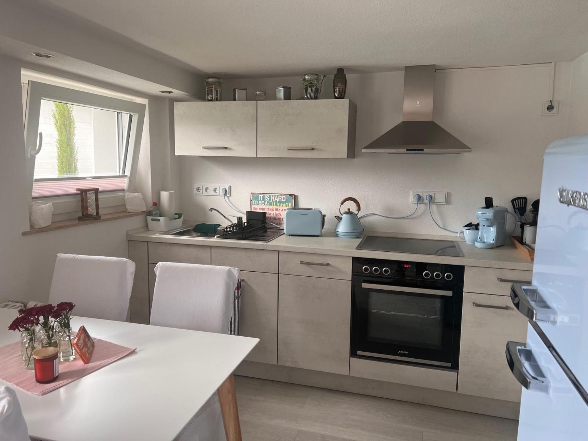 Charmante Einliegerwohnung, 3 Zimmer In Ruhiger Wohnlage, 60Qm, Mit Gemuetlicher Suedterrasse Marburg Eksteriør billede