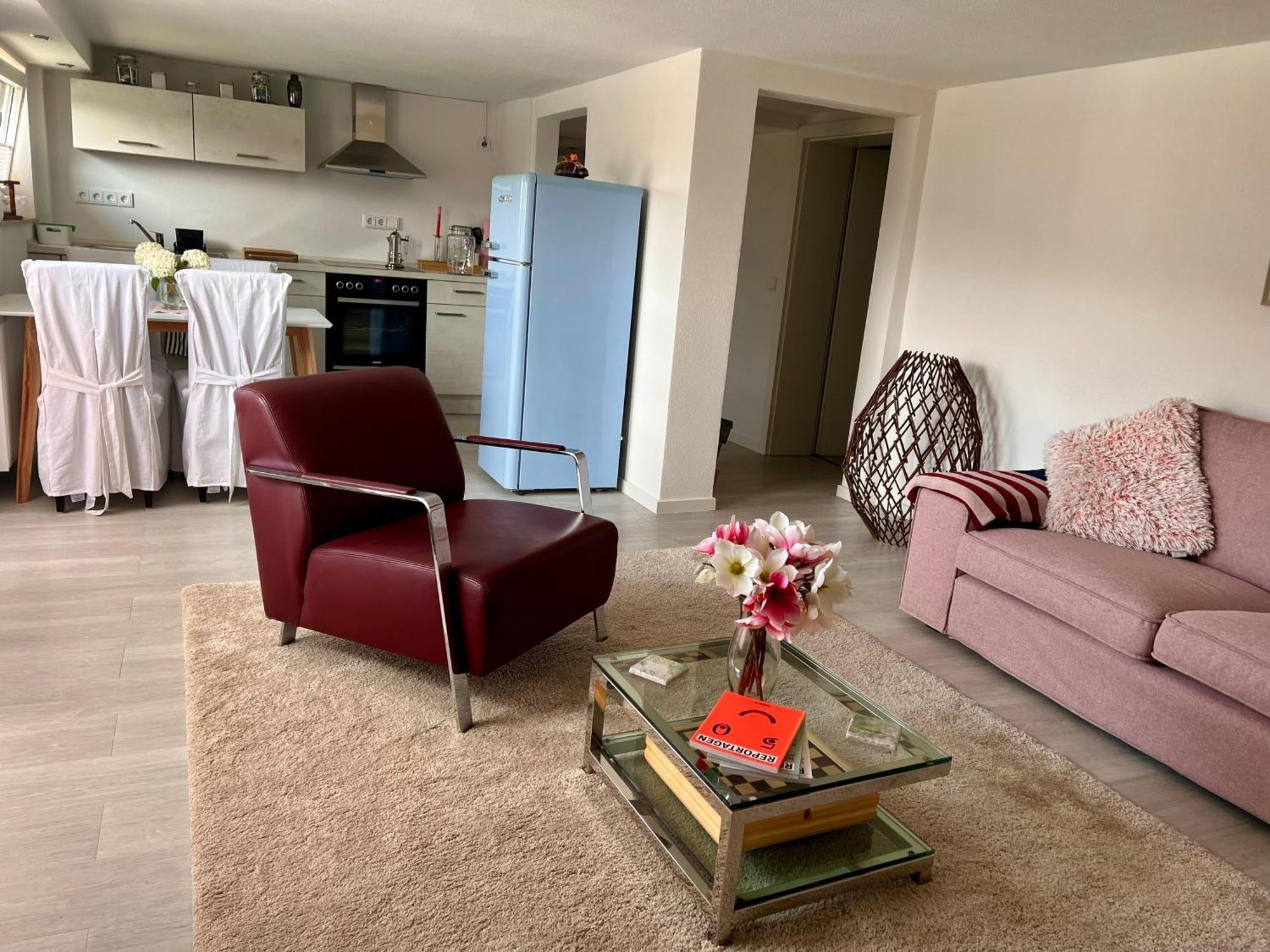 Charmante Einliegerwohnung, 3 Zimmer In Ruhiger Wohnlage, 60Qm, Mit Gemuetlicher Suedterrasse Marburg Eksteriør billede